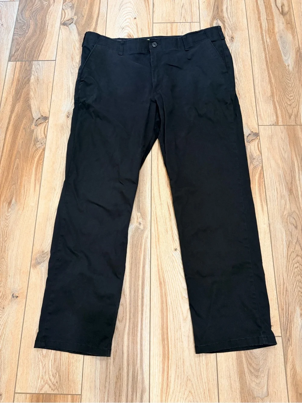 Lee Men's Black Chino Pants - Classic Straight Fit